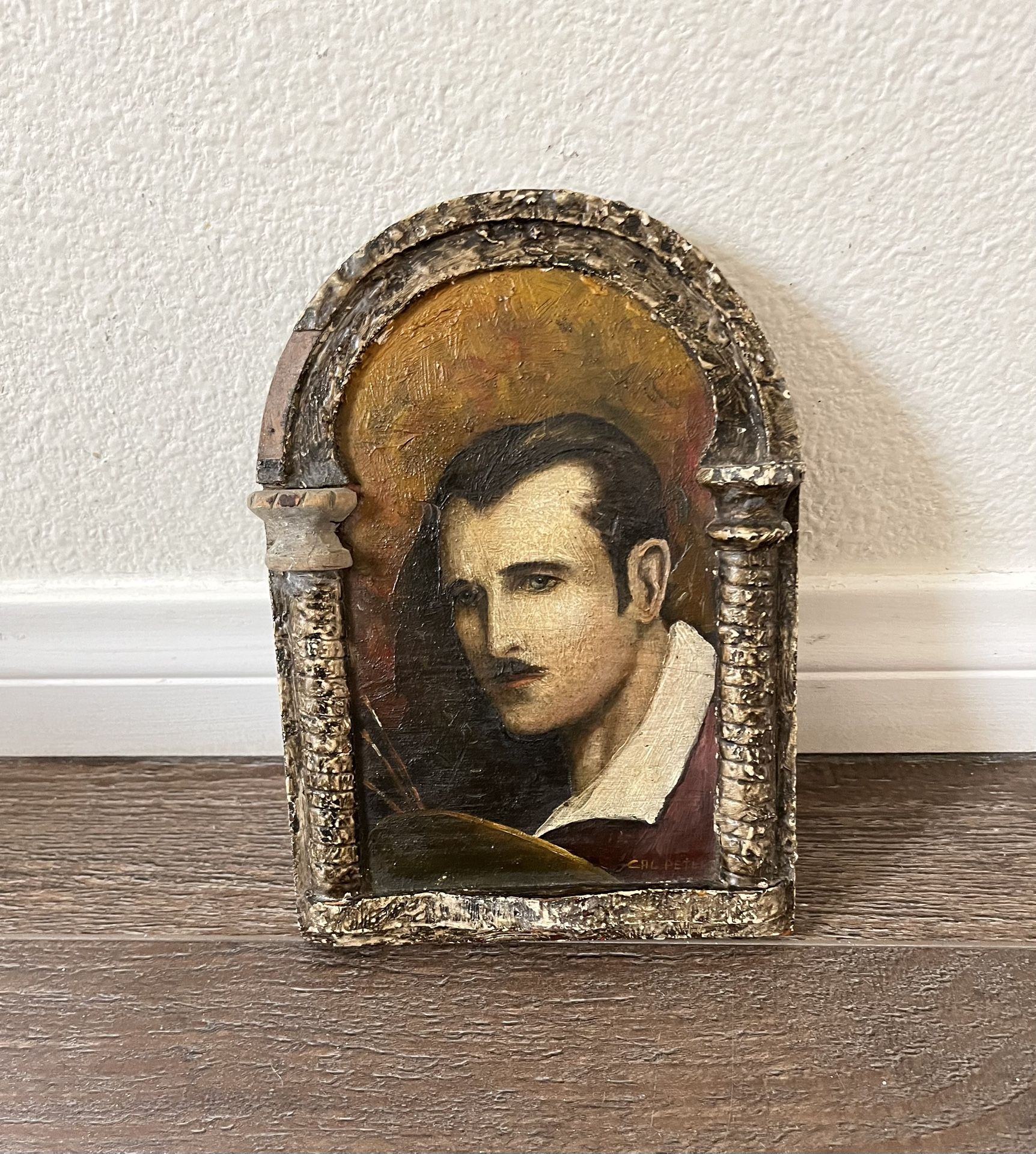 Vintage Arch Framed Portrait - Brown and Cream