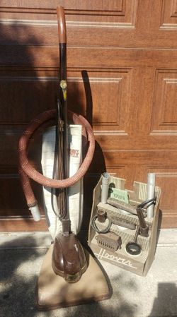 Vintage Hoover Model 28 Vacuum Cleaner