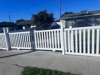 Vinyl Fence 