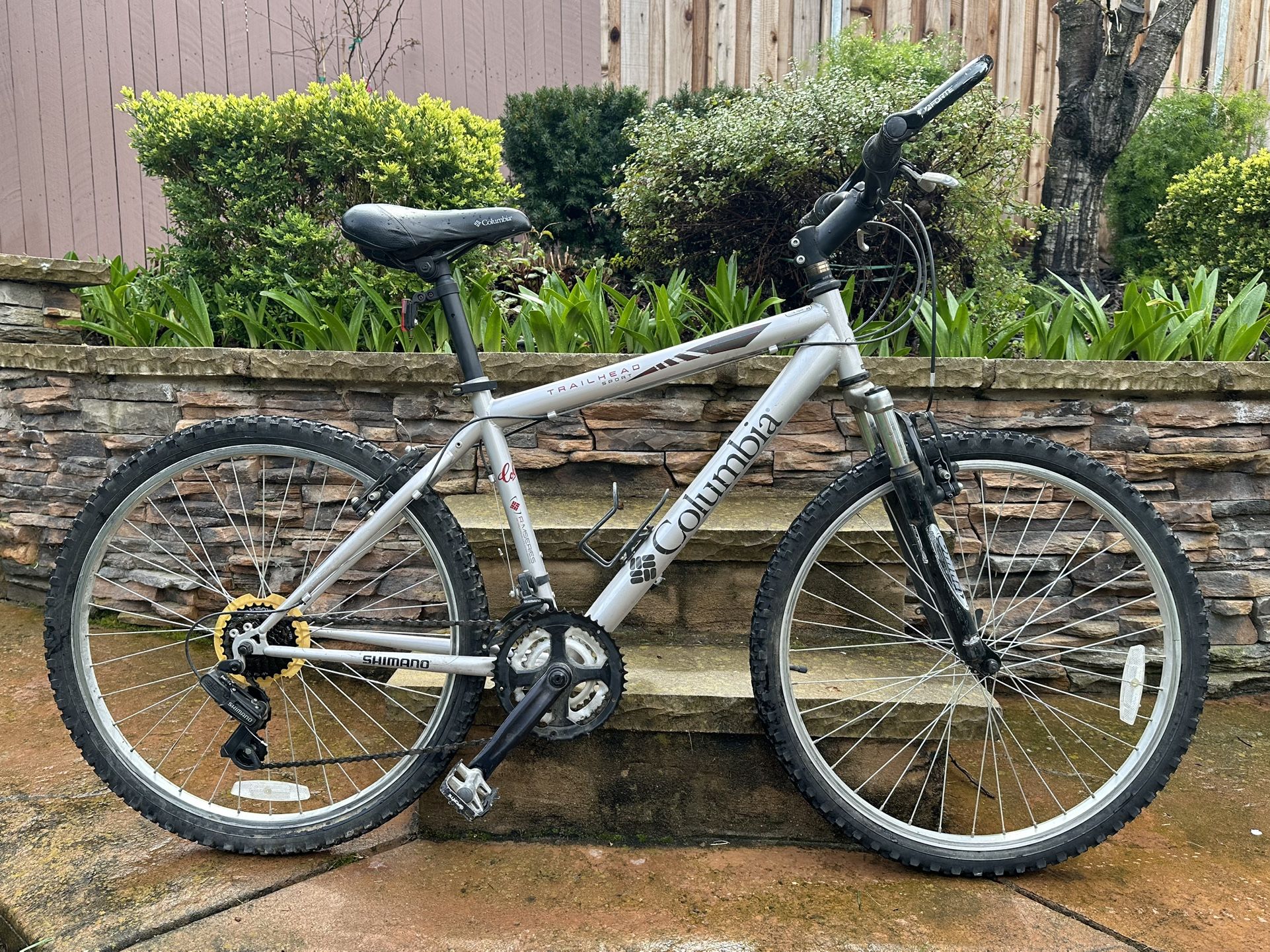 Columbia Trailhead Sport Mountain Bike