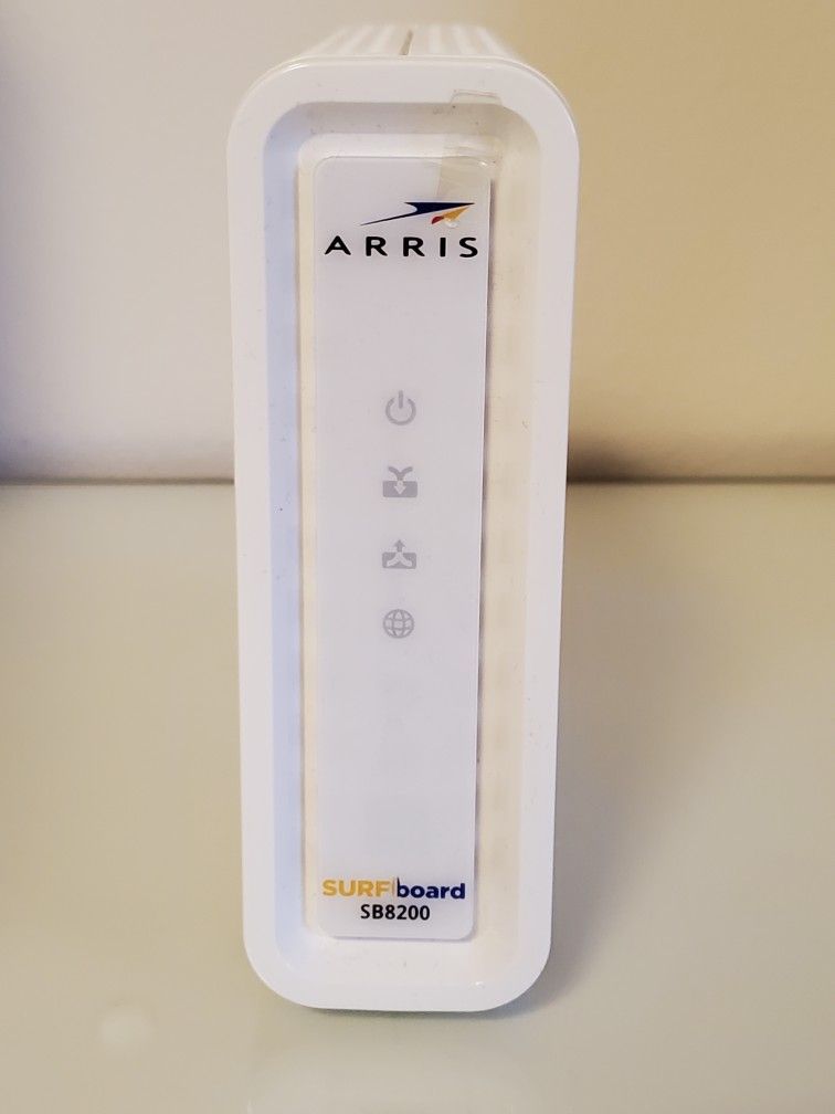 ARRIS SURFboard SB8200 DOCSIS 3.1 Cable Modem