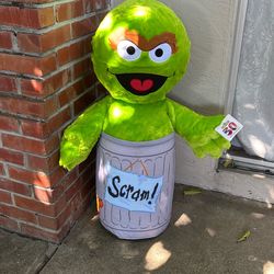 Oscar The Grouch ( Sesame Street)