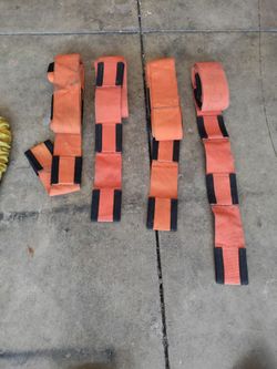 Lifting straps for forklift