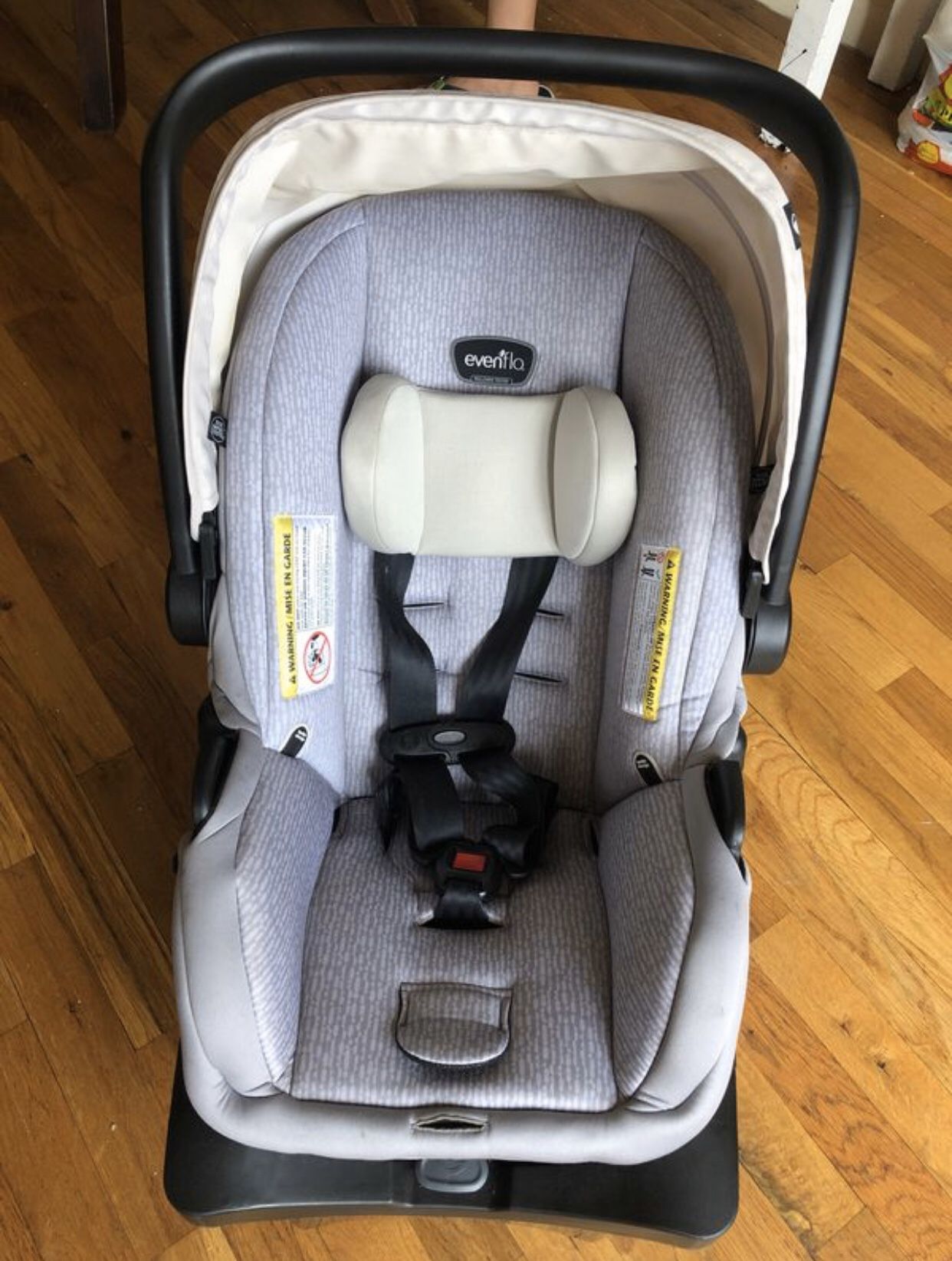 Evenflo Car seat