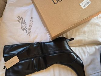 Dobolin Black Knee-High Boots