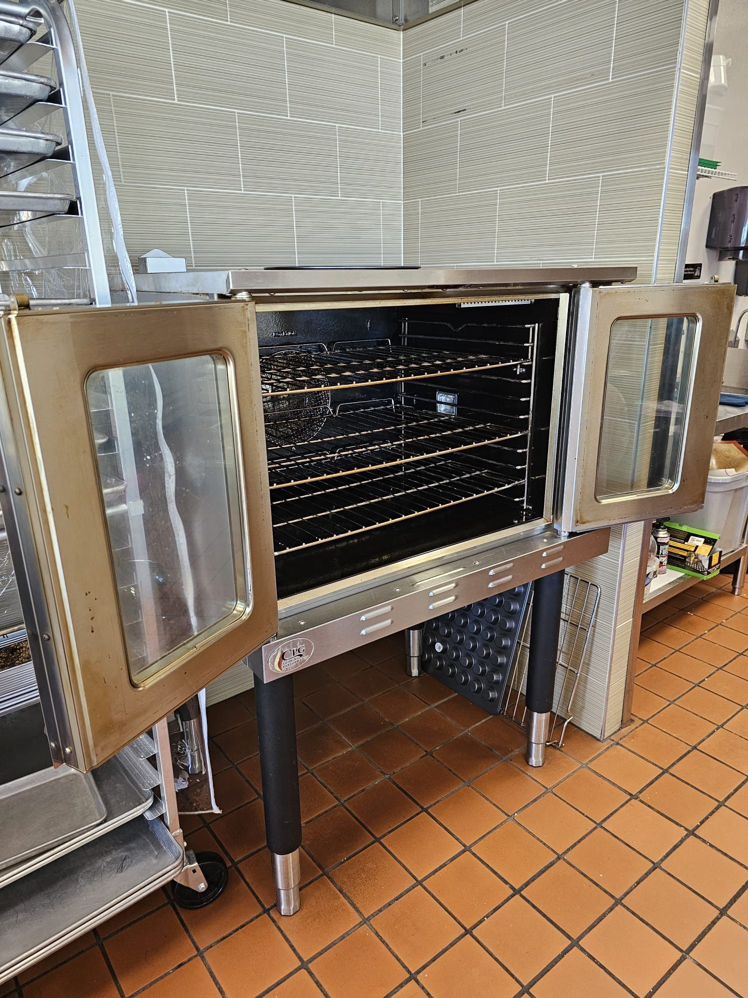 Cpg - Commercial Oven - Closing Sale!!