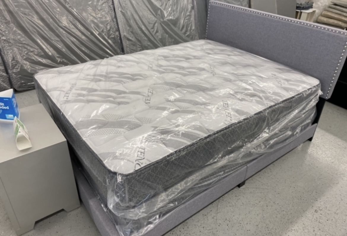 Furniture, Mattress, Boxspring, Bunkbed, Bedframe, Chest Dresser, Mirror, Nightstand