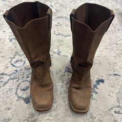 DINGO Top Grain Chestnut Leather Women's Moto Ankle Biker Pull On Boots