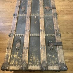 Antique Steamer Trunk 