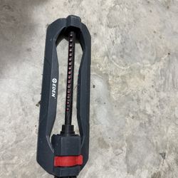 Oscillating Lawn Sprinkler 