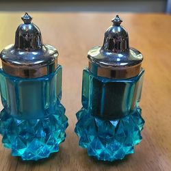 Rare Vintage Blue Indiana Glass Salt & Pepper Shakers