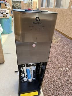 Water Despenser Avalon