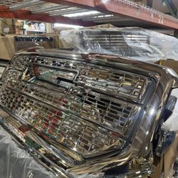 2016-2018 GMC Sierra 1500 Denali Grill 
