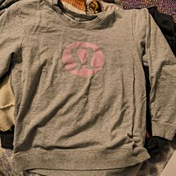 Lululemon tops