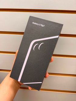Galaxy Z flip 7 256gb UNLOCK