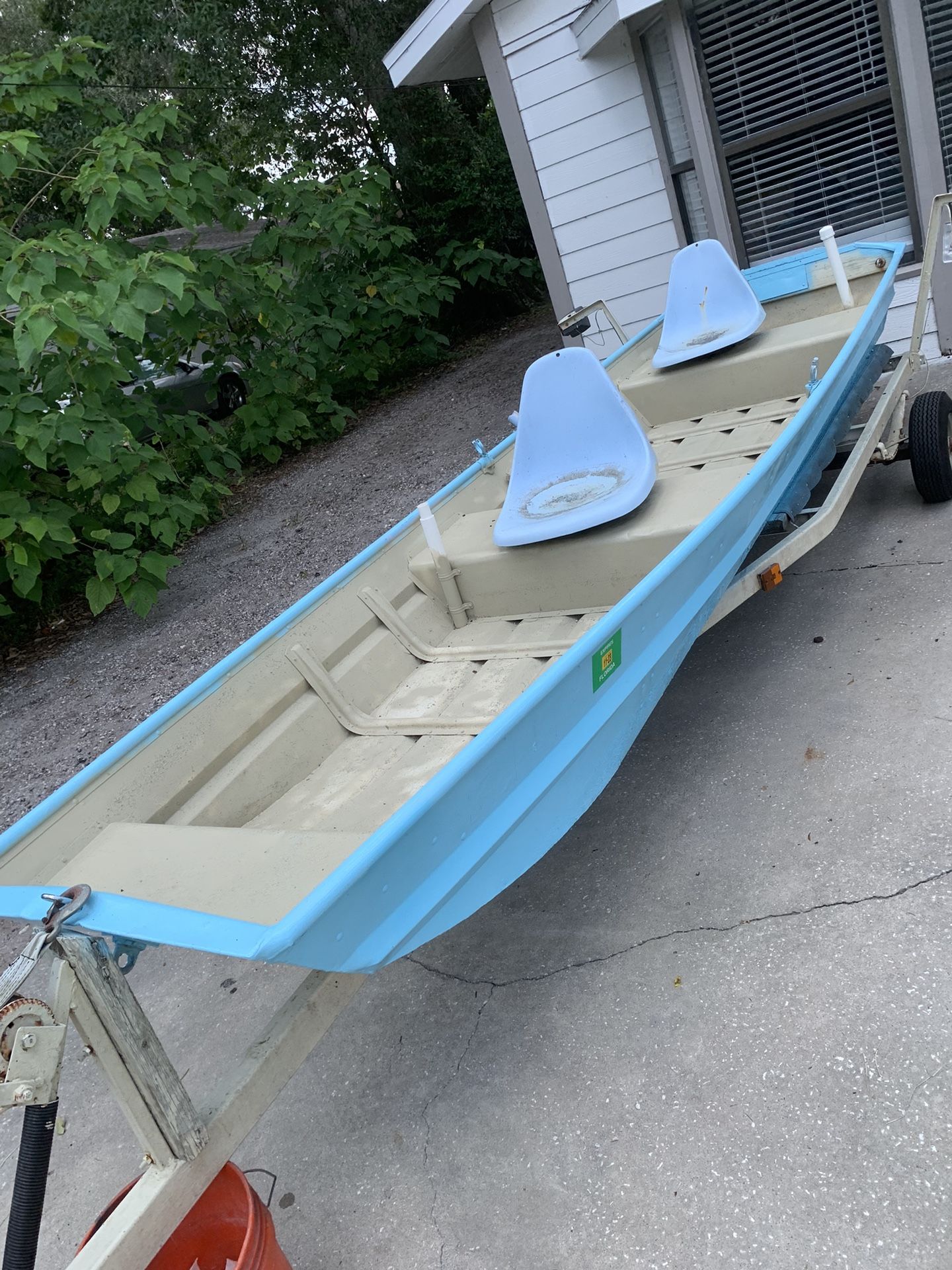 14ft Jon Boat With Title And Trailer for Sale in Tampa, FL OfferUp