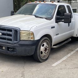 2006 Ford F-350 Super Duty Super Cab
