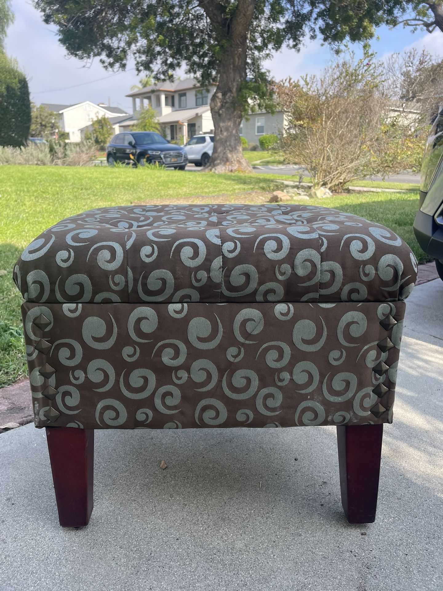 Ottoman with Storage