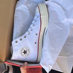 White Converse Chucks Mens 7.5 New