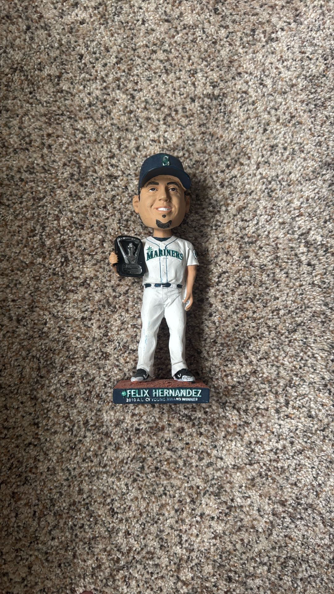 Cy Young Felix Bobble Head