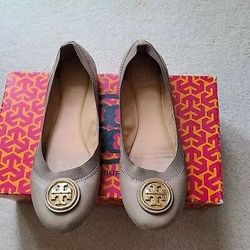 Tory Burch Designer Caroline Beige Ballet Flats Size 6.5