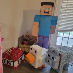 Minecraft Party Decor