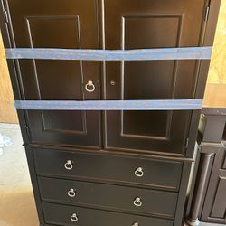Armoire/ TV Stand
