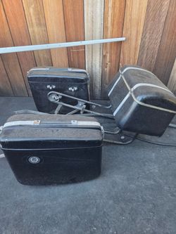Craven Motorcycle Saddlebags Set