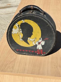 1920s Art Deco novelty child's suitcase /toy travel case
