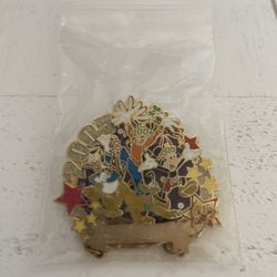 Disney 2005 Retro Pin Trading Pin