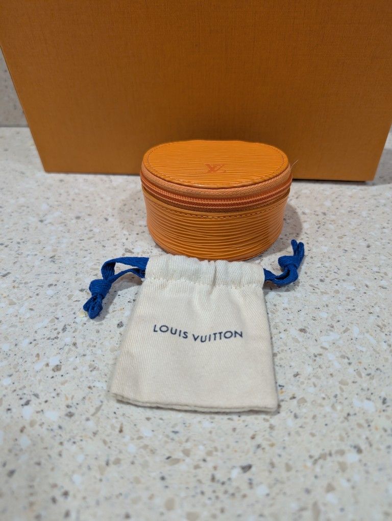 Louis Vuitton Epi Jewelry Case With Ring Pouch