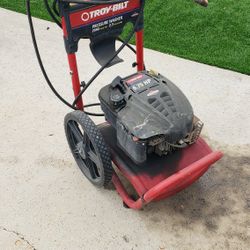 Troy Bilt Pressure Washer 2550 Psi