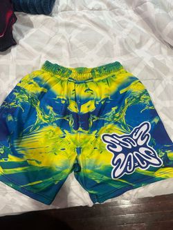 Stainbands shorts, size L