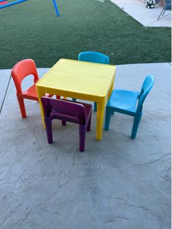 Humble Crew toddler table with four chairs