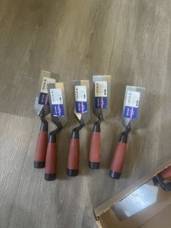 BUNDLE OF 5 MARSHALLTOWN TROWELS 5x2 BRAND NEW ($120 STORE VALUE)