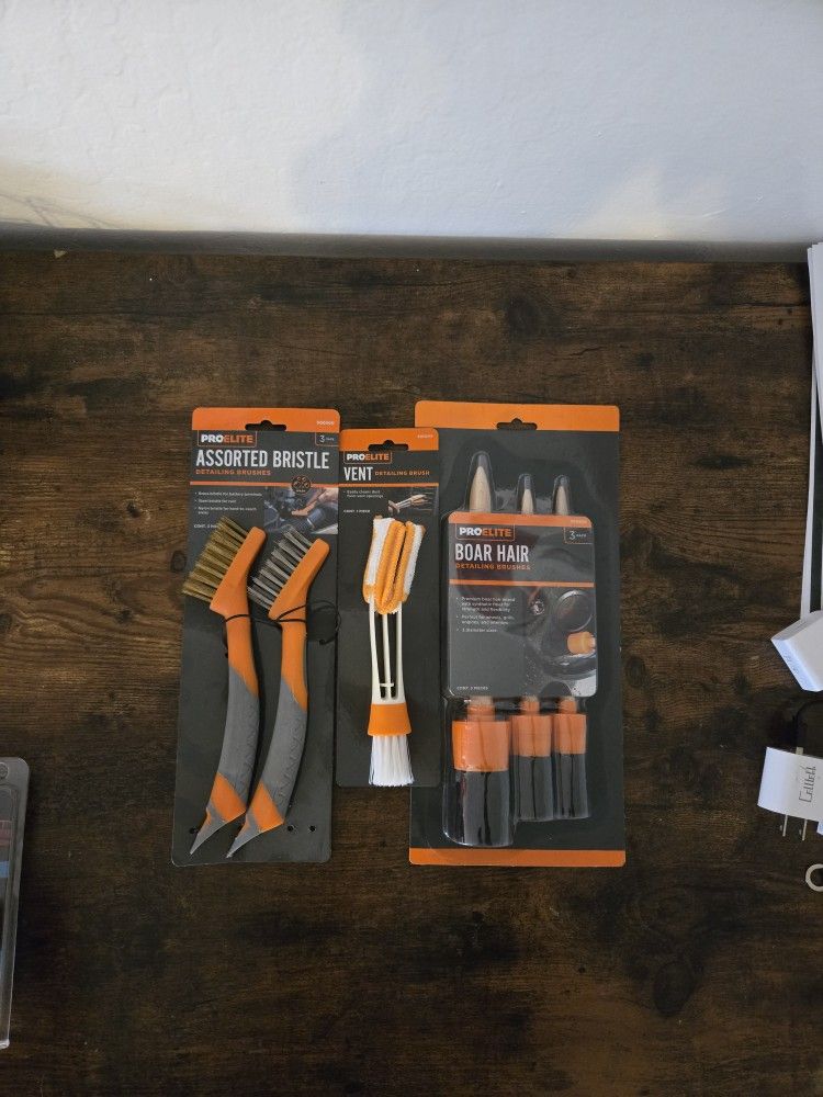 Detailing Brushes 