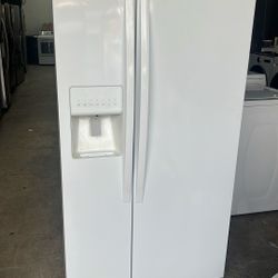 Refrigerator Whirlpool Side By Side As Is 400
