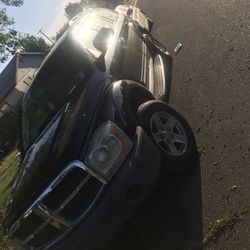 Starts Cut Off Right After…. As Is 04 Durango Hemi 