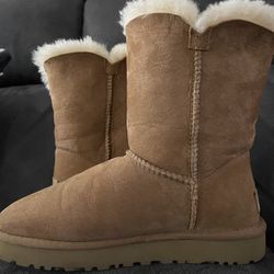 Bailey Button ll  UGG BOOTS 