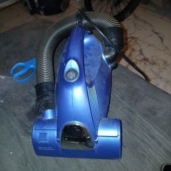 Shark Bagless Cyclonic Hand-Held Vacuum