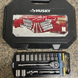 HUSKY 52-piece 1/2” Set 