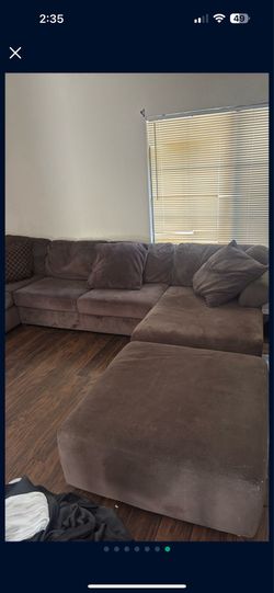 $175 OBO – Large Brown Sectional Couch / Sofa
