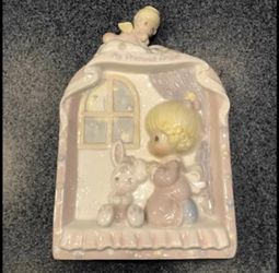 Precious moments wall plaque
