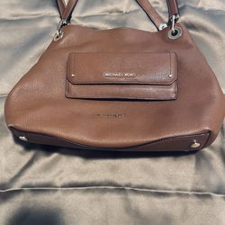 Michael Kors purse and matching wallet 