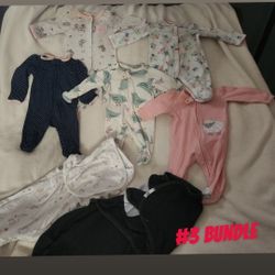 Newborn Clothes And Swaddles 