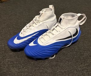Nike Alpha Menace 5 Football Cleats