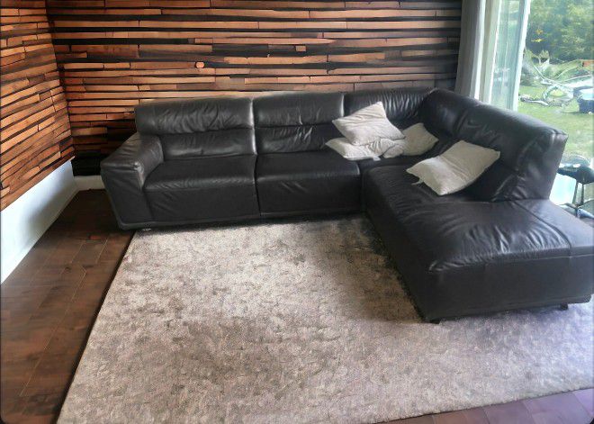 Natuzzi Black Italian Leather Sectional Couch