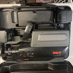 RCA VHS camcorder. Mod. cc280
