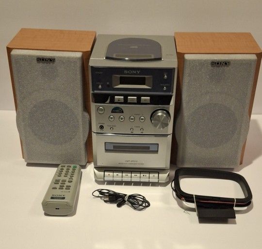 Sony HCD-EP313 Compact Disc Deck Receiver with speakers