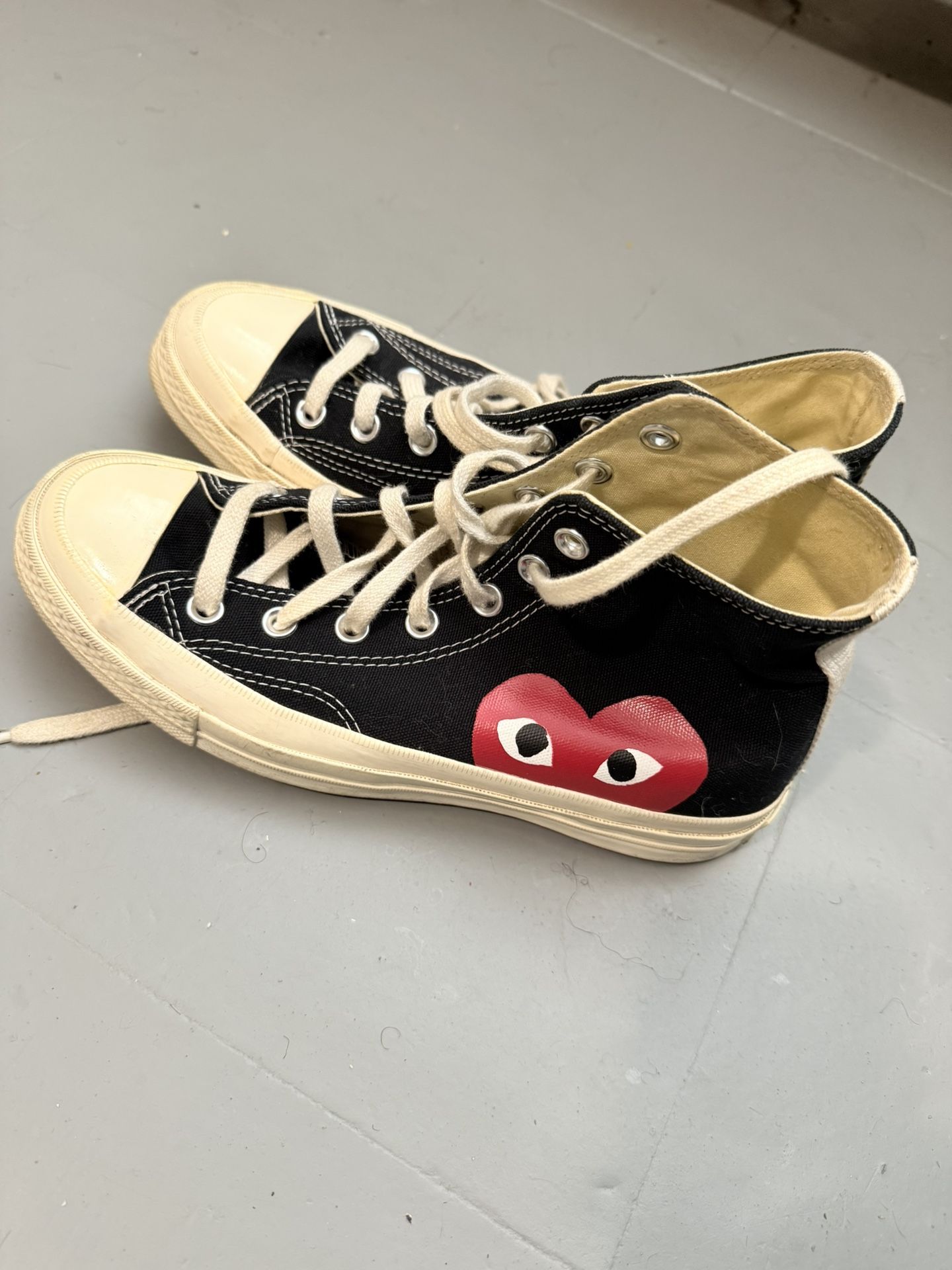 Converse Women’s Size 8